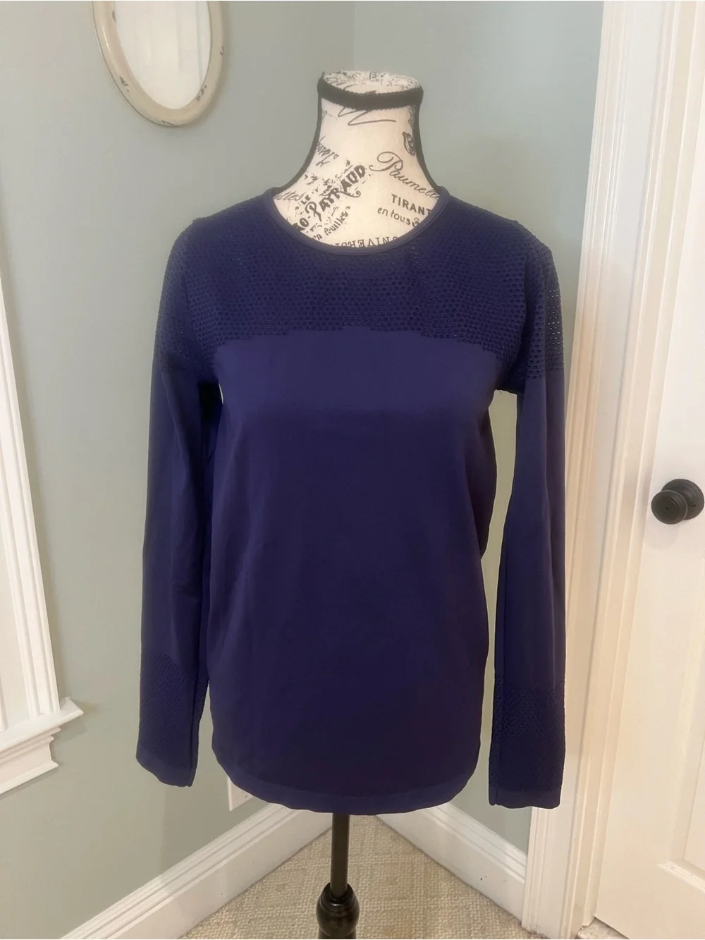 NWOT Fabletics Musetta Seamless Long-Sleeve Top | Indigo | Size L - Picture 10 of 12